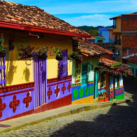 Hotel El Paisaje Guatapé Exteriér fotografie